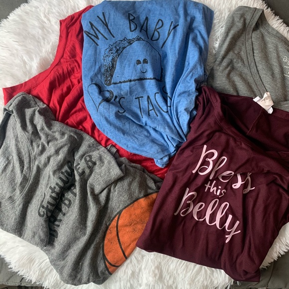 Motherhood Maternity Tops - Maternity shirt bundle with five amazing tops